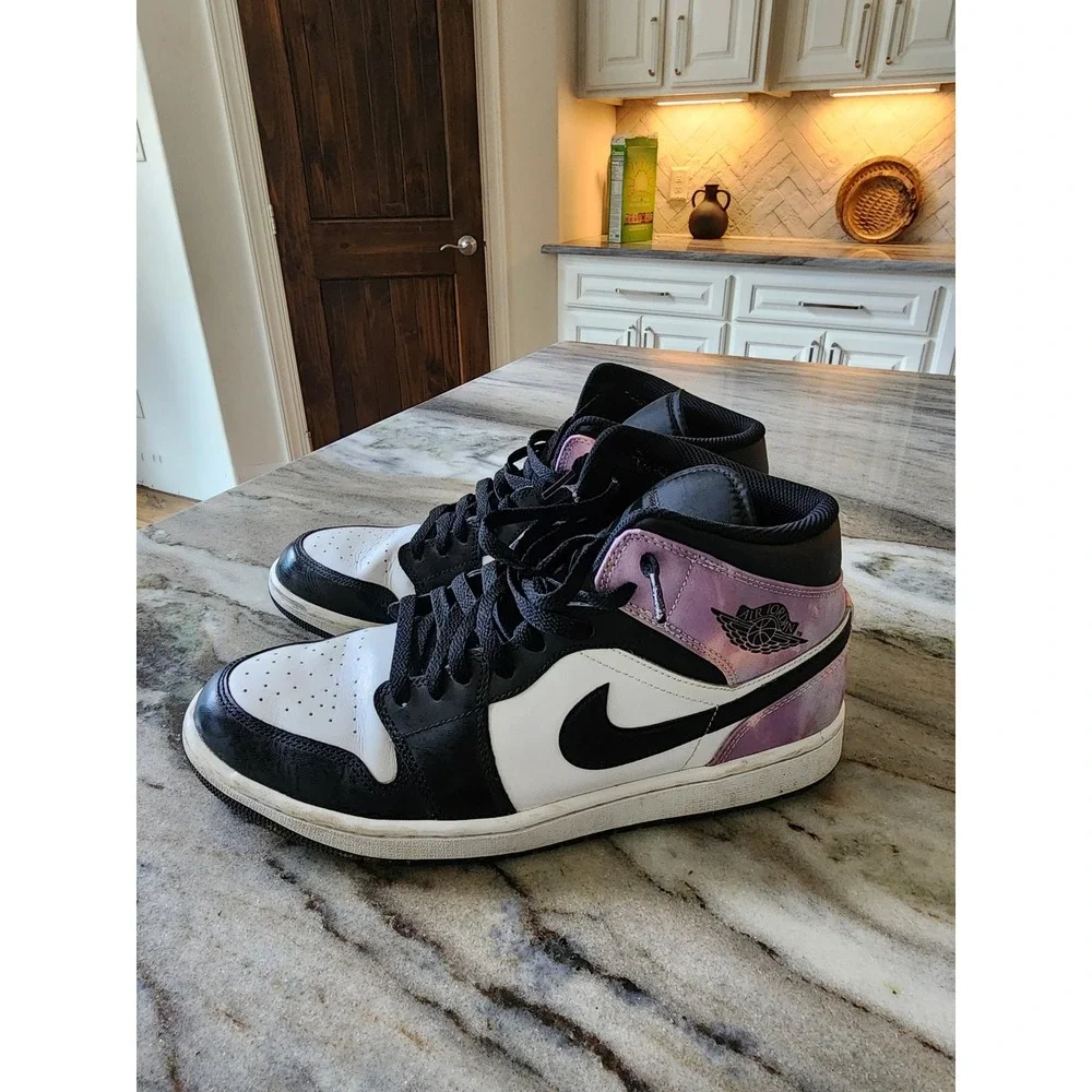 Jordan 1 Mid Zen Master Black White Amethyst‎ DM1200-001 Mens Size 11